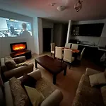 2br Mountain View - Washer, 300mbps Wifi, Aircon * Bansko