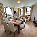 2br Mountain View - Washer, 300mbps Wifi, Aircon Apartamento Bansko