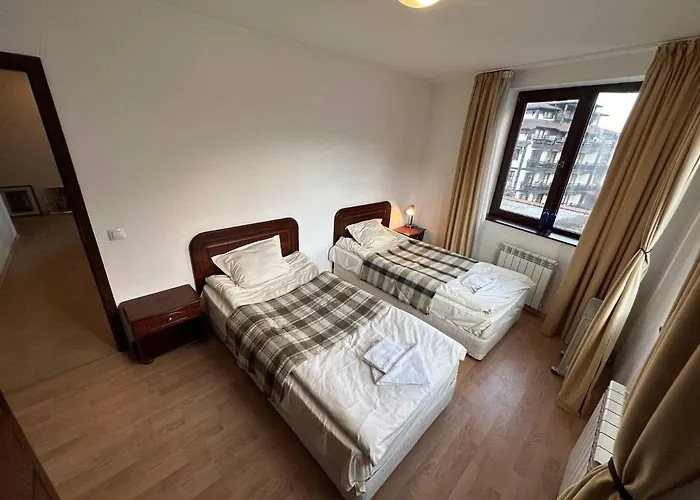 2br Mountain View - Washer, 300mbps Wifi, Aircon Banszko