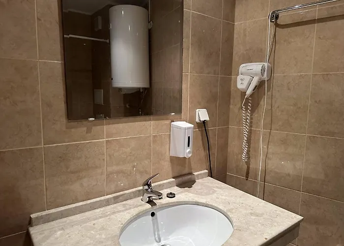 2br Mountain View - Washer, 300mbps Wifi, Aircon * Banszko